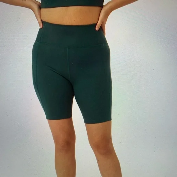 Girlfriend Collective High Rise Bike Short - Picture 4 of 5